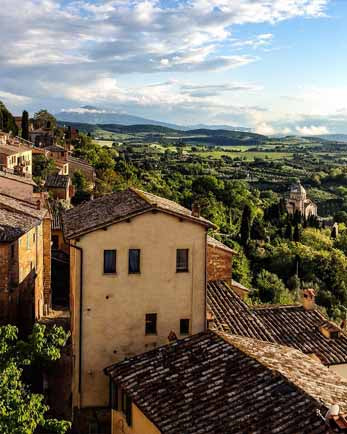 8 dicembre - Villaggio del Natale ad Arezzo e Montepulciano