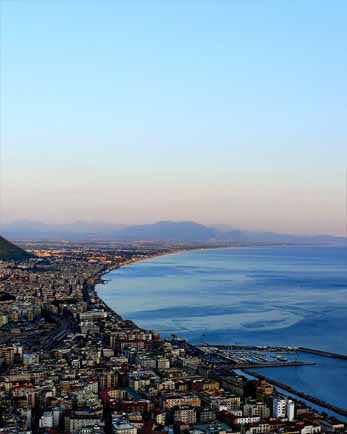 6-7-8 Dicembre Mercatini di Natale a SORRENTO Le LUCI d’ ARTISTA a SALERNO **** I Presepi di NAPOLI